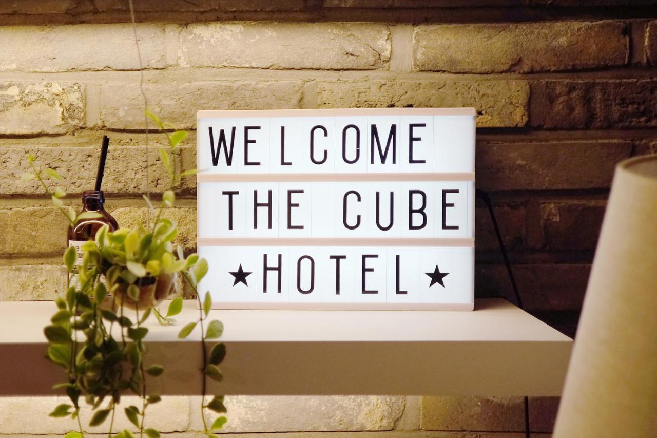 The Cube Hotel Seoul Exterior photo